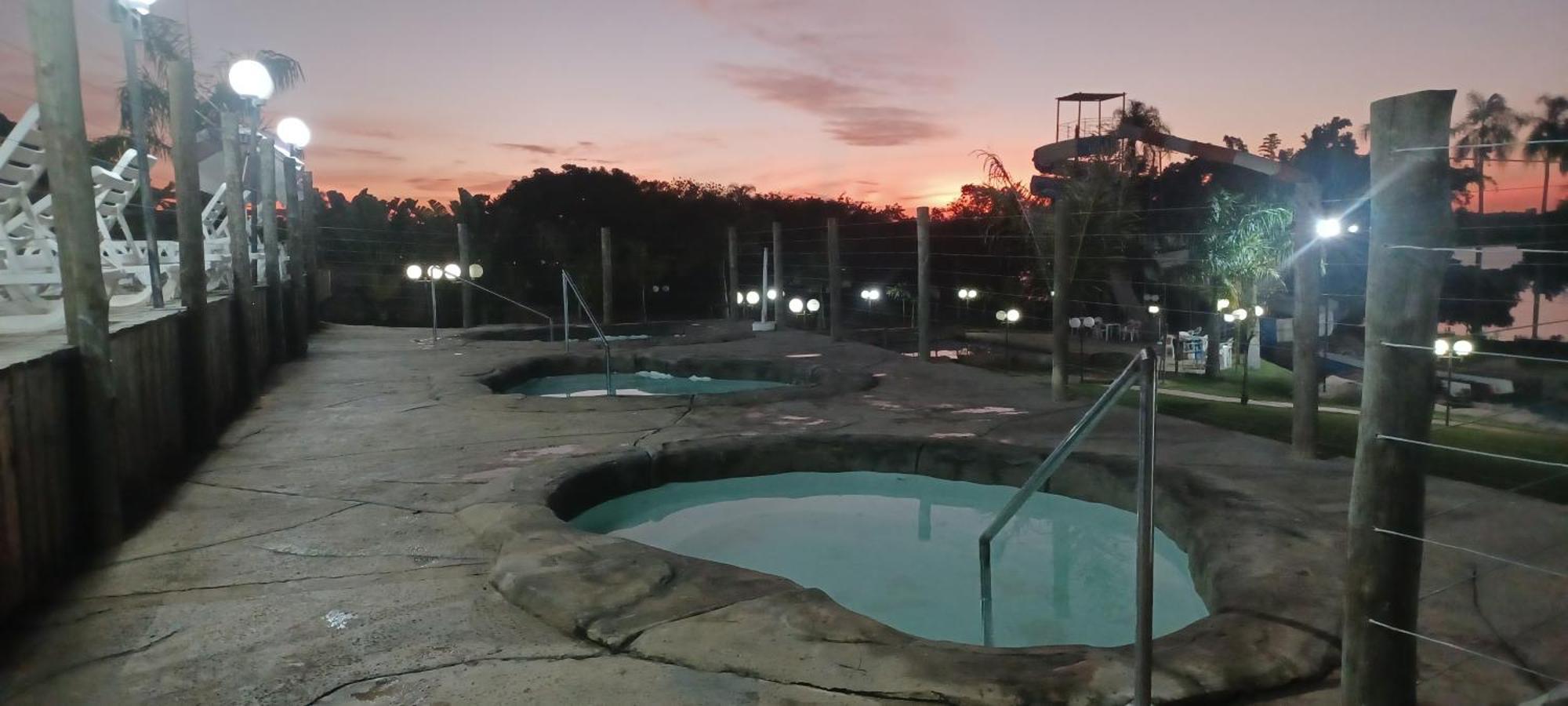 Sunset Thermas Park Paranapanema Luaran gambar